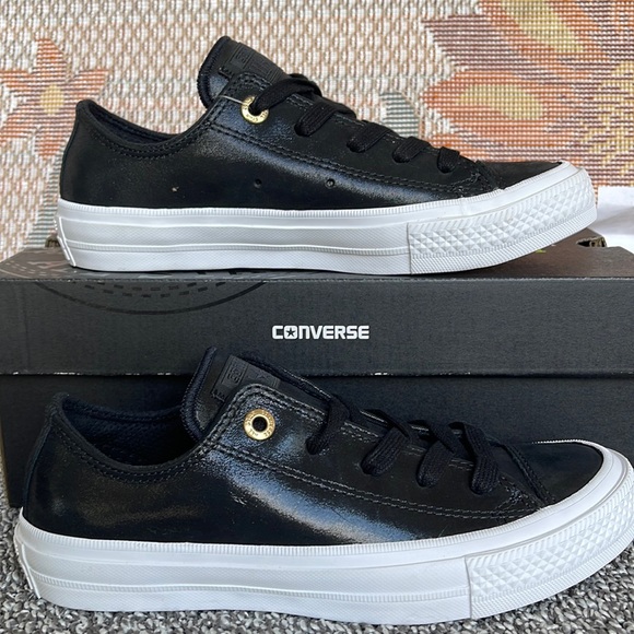 Converse WMNS Chuck Taylor All Stars ll OX 555958C BLACK/BLACK/WHITE Sneakers - Picture 3 of 16